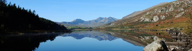 A stunning view Of Mount Snowdon from across the lake.